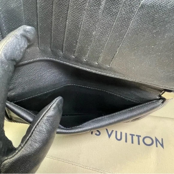 Louis Vuitton Damier Graphite Vertical Zippy Wallet - Picture 10 of 16